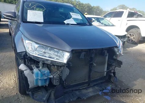 2018 Toyota Highlander Xle from USA, damaged, VIN 5TDKZRFH4JS535248